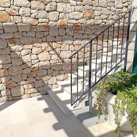 Brac Stone With Jacuzzi Villa Milna (Brac)